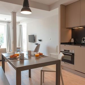 Appartement à 2 Chambres à Coucher