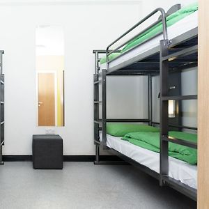 Chambre Juste Pour Hommes Dortoir