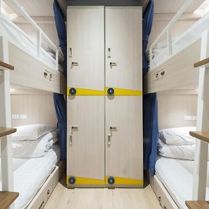 Dormitory Room Mixed