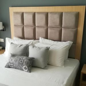 Chambre Exécutive Lit King-Size