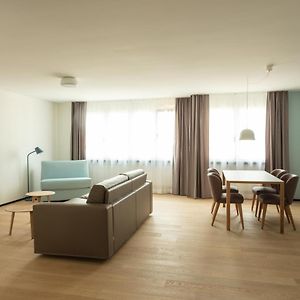 Ema House Serviced Apartments Superior Downtown