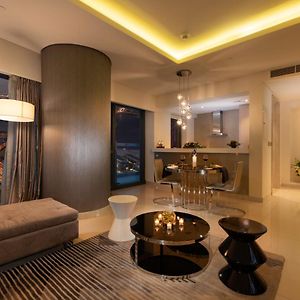 Suite à 2 Chambres à Coucher
