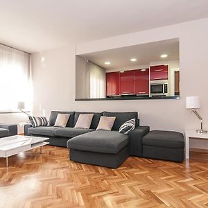 Appartement Supérieur à 3 Chambres à Coucher