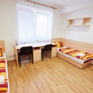 Appartement à 3 Chambres à Coucher