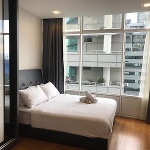 Vortex Suites Klcc By Pnut With Netflix