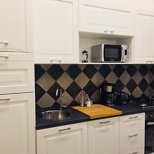 Cluverio11 Luxury Apartment