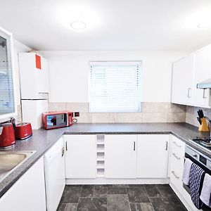 Appartement à 3 Chambres à Coucher