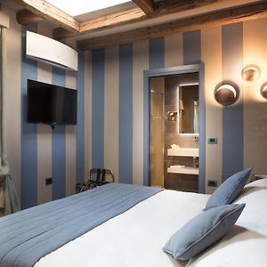 Separate Building Apartment