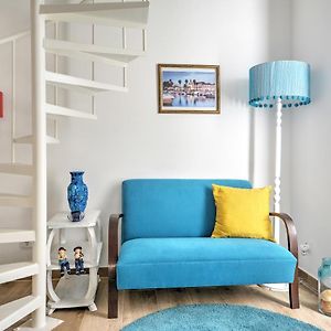 Blue Barqueta Studio