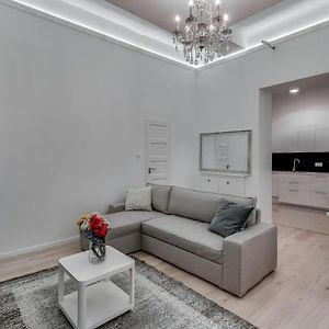 Appartement à 2 Chambres à Coucher