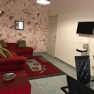 Appartement à 3 Chambres à Coucher