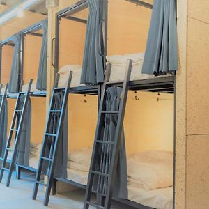 Dormitory Room Mixed