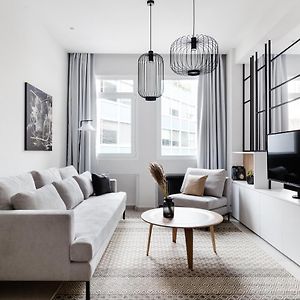 Luxury Apartments In Plaka By Upstreet