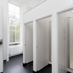 Dormitory Room Mixed