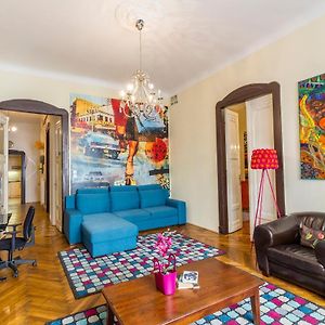 Bessara Apartment