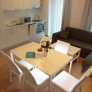 Appartement à 2 Chambres à Coucher