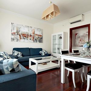 Appartement à 3 Chambres à Coucher