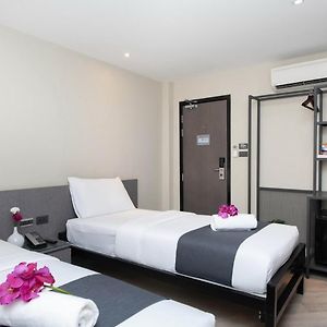 Standard Without Window Twin Room