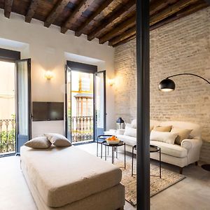 Appartement Studio au Deuxième Étage