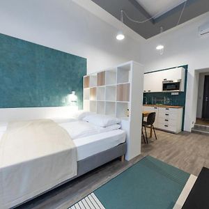 Bpr Downtown Gemstone Apartments