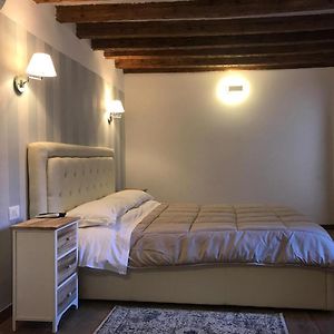 Chambre Standarde Lit King-Size