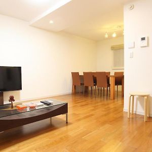 3Ldk, Functional And New House In Convenient Shinjuku