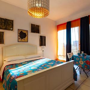 Marina Resart Rooms & Suite