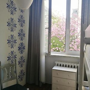 Dormitory Room Mixed