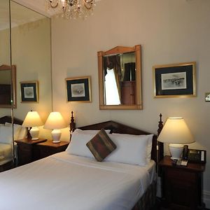 Chambre Standarde Lit Queen-Size