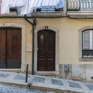 Lovelystay - Chiado 2 Bedroom Charm!