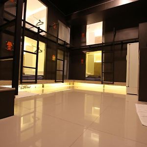 Dormitory Room Mixed
