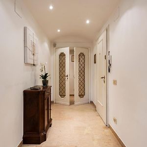 Appartement à 3 Chambres à Coucher