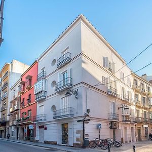 Appartement à 3 Chambres à Coucher