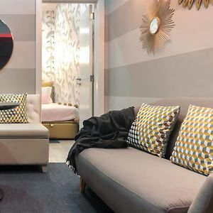 Golden Studio • A/C - Central