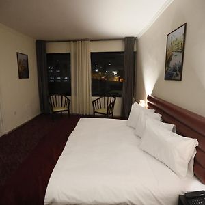 Suite Lit Queen-Size