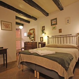 Terrace Apartment - Heart Of Trastevere