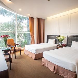 Dinh Hotel