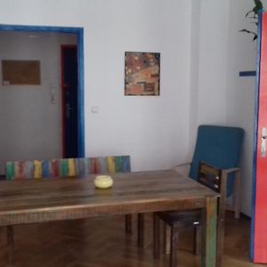 Appartement à 3 Chambres à Coucher