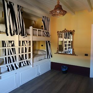 Dormitory Room Mixed