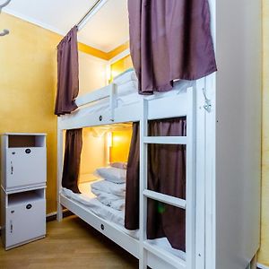 Dormitory Room Mixed