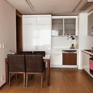 Appartement de Luxe à 2 Chambres à Coucher
