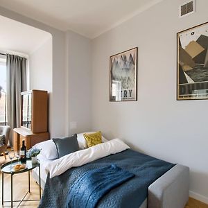 Appartement à 2 Chambres à Coucher
