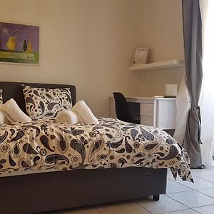 Palette Apartment Carmine - Athens Center, 6 BD, 3 BATH