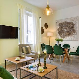 Genteel Home Galera