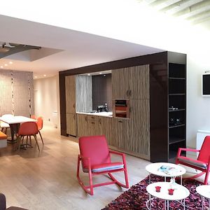 Appartement à 3 Chambres à Coucher