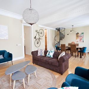 Appartement à 3 Chambres à Coucher