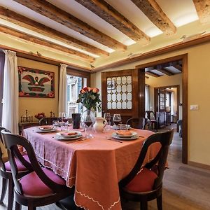 La Tana Cozy Apartment In Campo San Maurizio