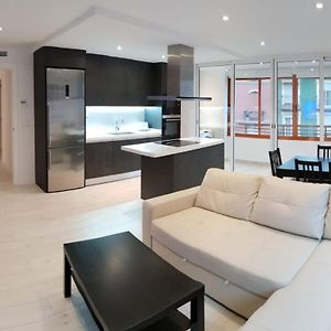 Appartement à 2 Chambres à Coucher