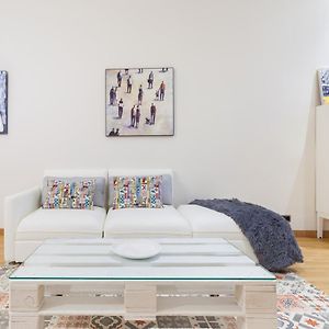 Appartement à 2 Chambres à Coucher