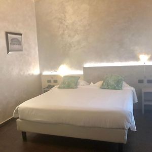 Chambre Standarde Lit King-Size